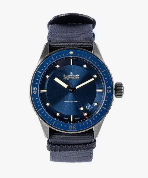 Blancpain-Fifty-Fathoms-Automatique The 5 Best Diving Watches For The Diving Enthusiast? What is the best luxury dive watch?Cheap to Expensive Life Sport 